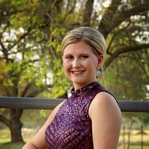 Meet your Posher, Lily